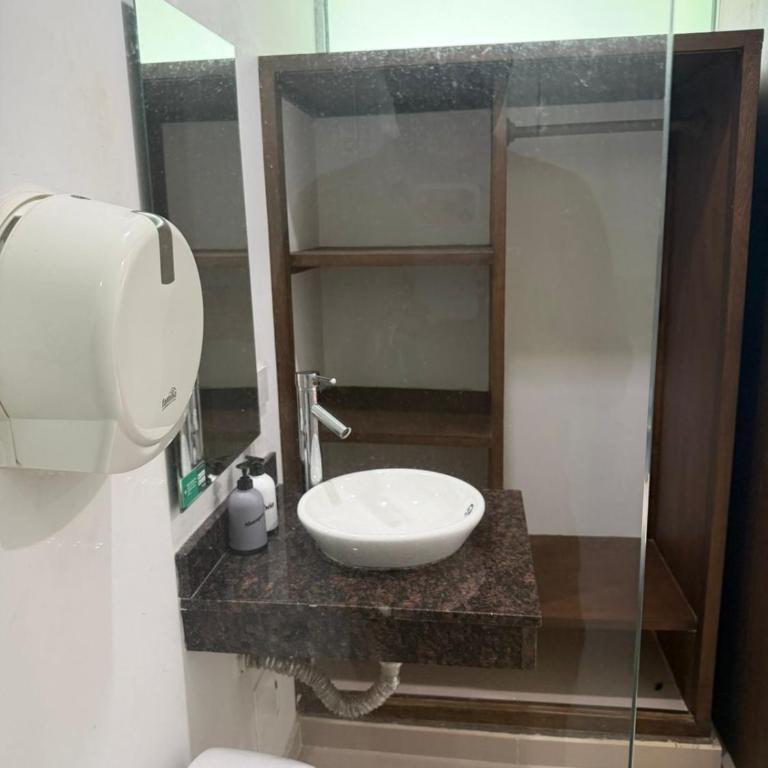Hotel LHM - Habitación Deluxe - 2