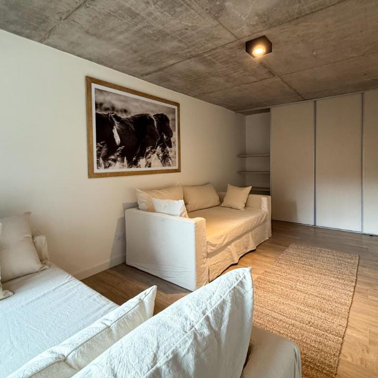 Depto Bosque - Depto a una cuadra de Luna Roja, Chapa con parrilla y terraza - Hola Sur - Apartamento de 2 dormitorios - 16
