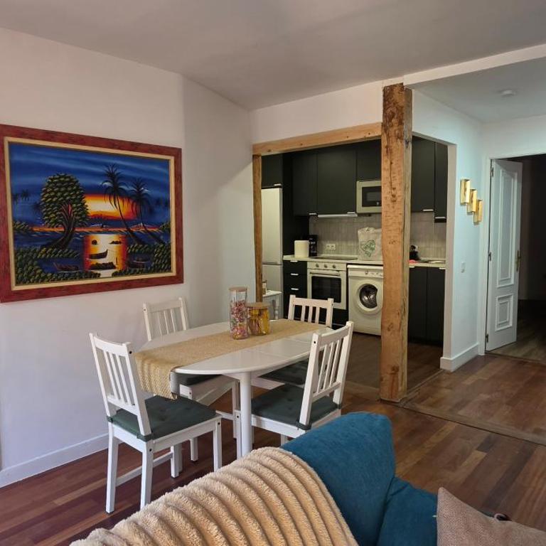 Apartamento Escalerilla,Plaza Mayor Con Balcón - Apartamento de 2 dormitorios - 1