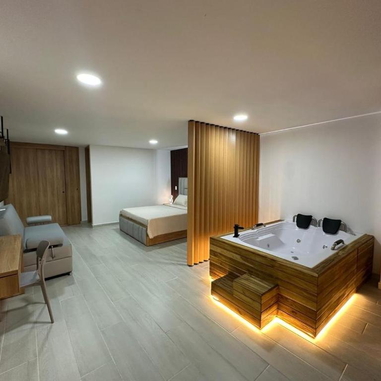 Apartamento tipo Loft con Jacuzzi Parque Guatape Antioquia - One-Bedroom Loft Apartment with One Queen Bed - 1