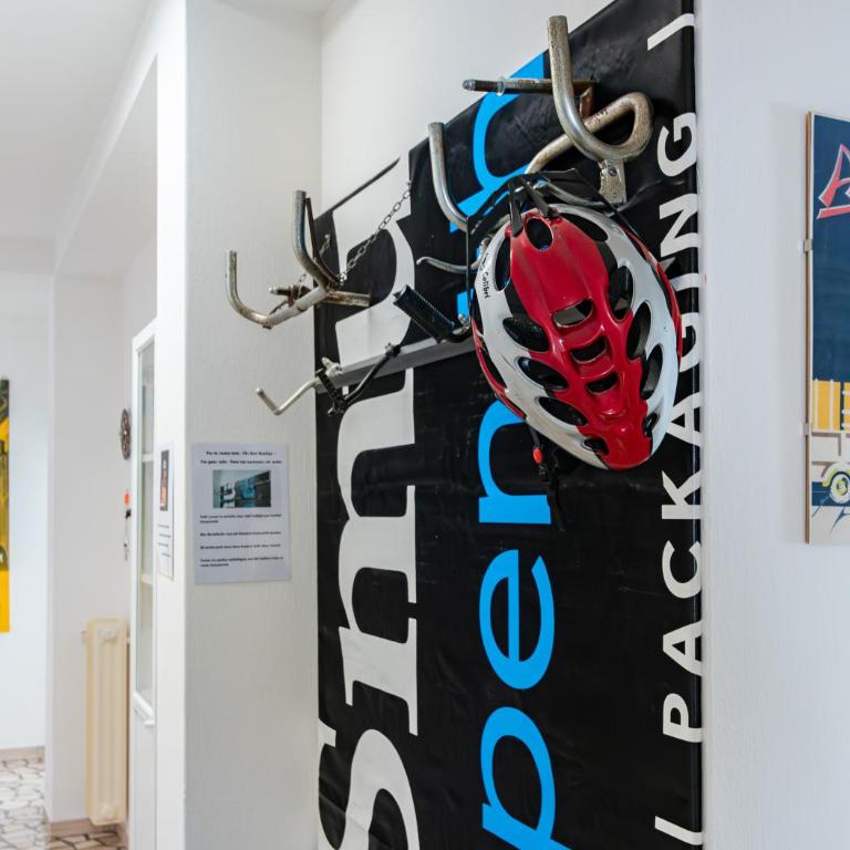 da Paola - Group Getaway - Bright Flat with Balcony WiFi & AC - Private internal Parking for motorbikes and bikes - Appartamento con 3 Camere da Letto - 18