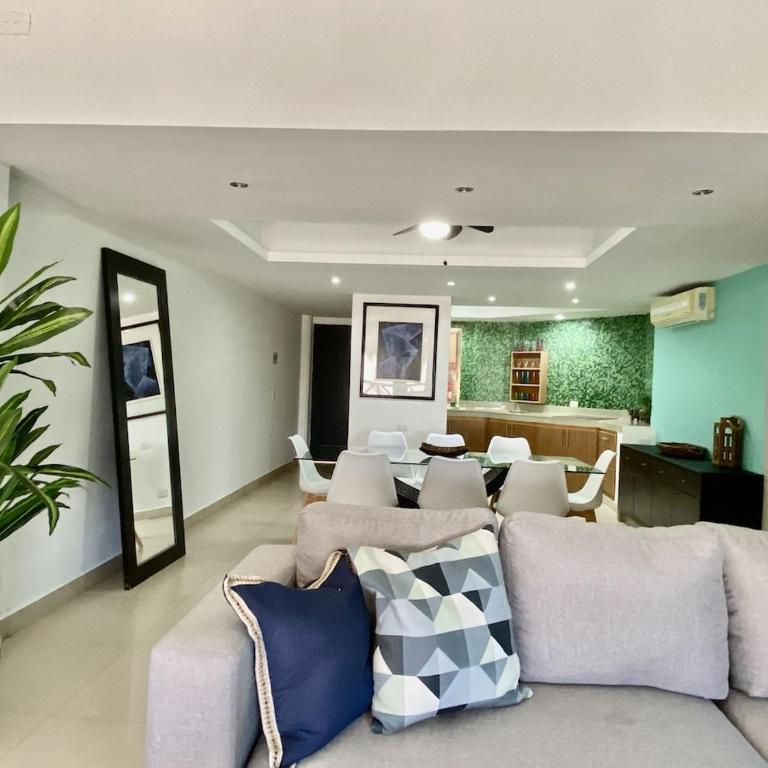 Beachside Penthouse with Pool & Balcony - Apartamento de 3 dormitorios - 18
