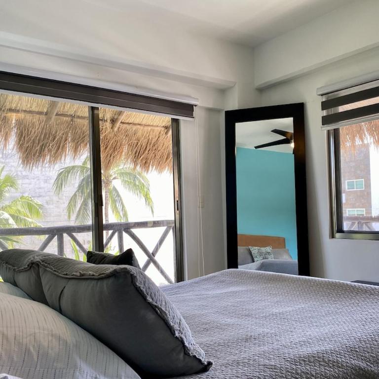 Beachside Penthouse with Pool & Balcony - Apartamento de 3 dormitorios - 28