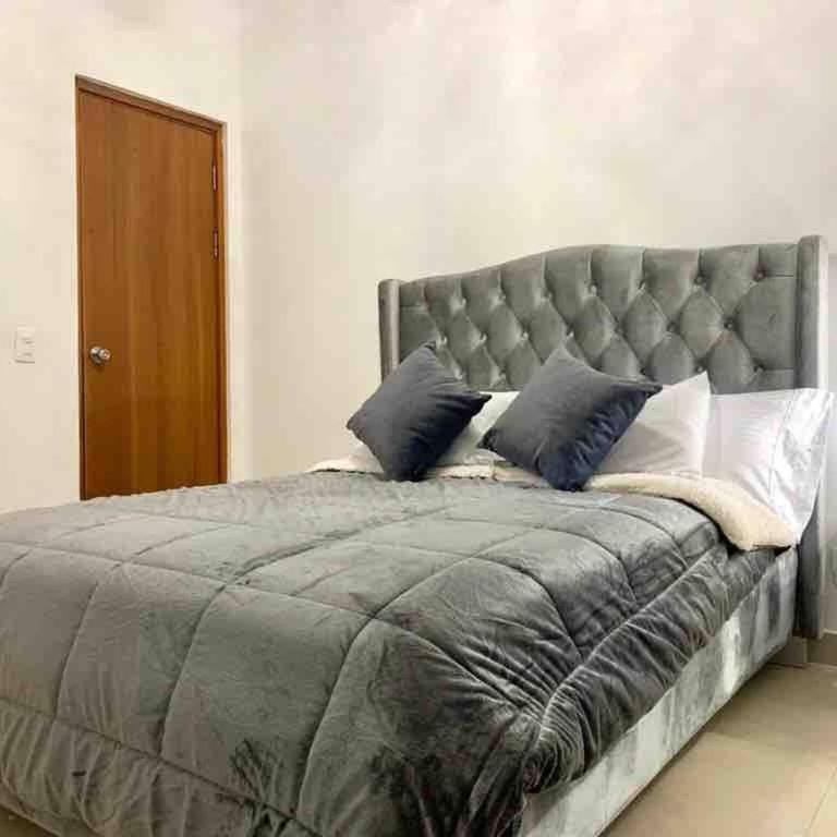 Duplex penthouse with private jacuzzi - Apartment - 17