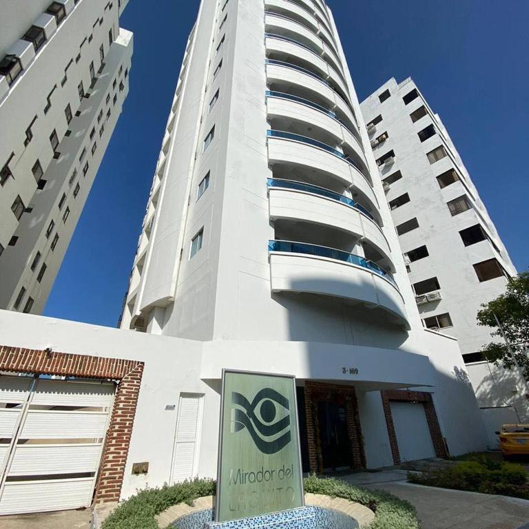 Duplex penthouse with private jacuzzi - Apartment - 23