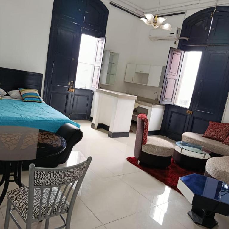 Hotel Acropolis Callao - Queen Suite - 2