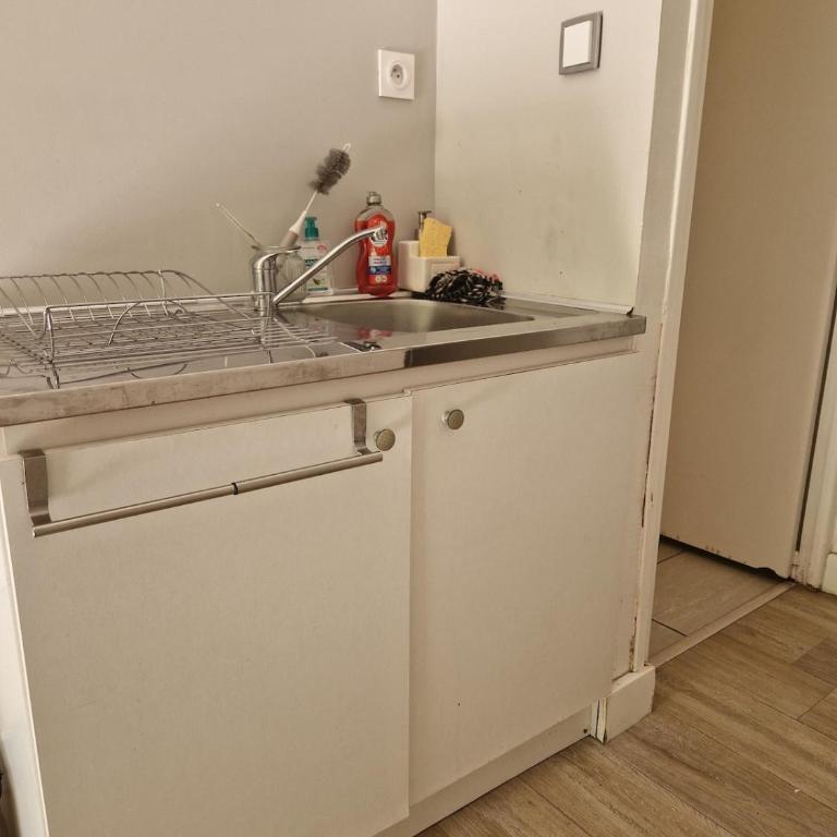 Quiet two bedroom apartment which is accessible and convenient in the centre of gap - Appartement 2 Chambres - 8