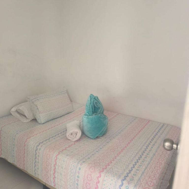 apartamento vacacional yel - Three-Bedroom Apartment - 11