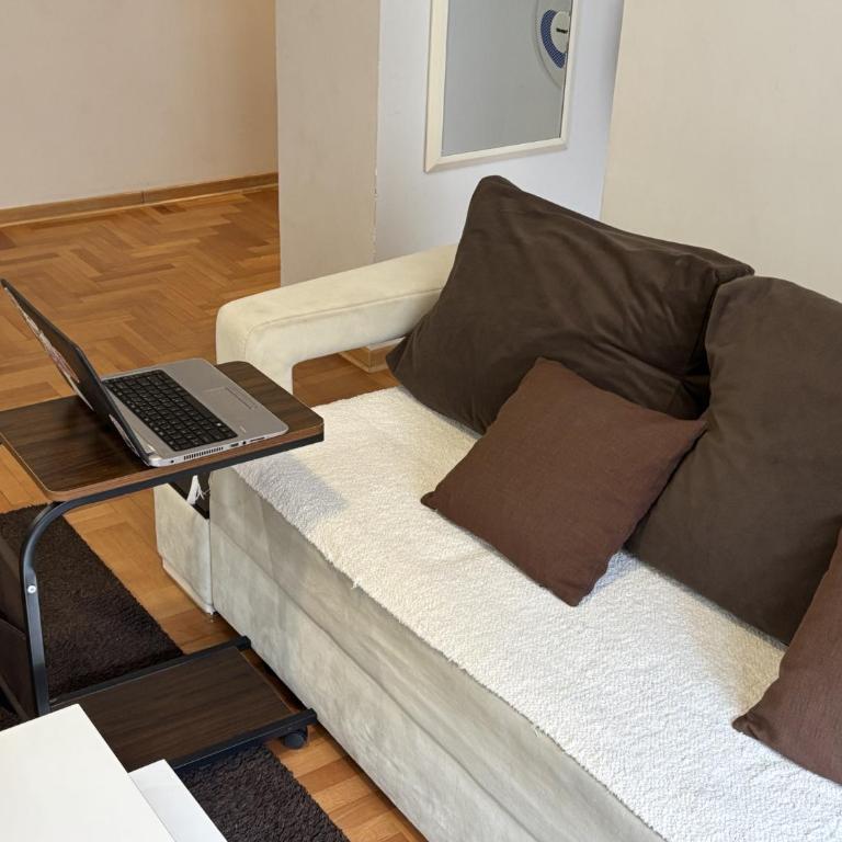 Apartments King Milan, City Center - Hébergement Lit King-Size Milan Bleu - 26
