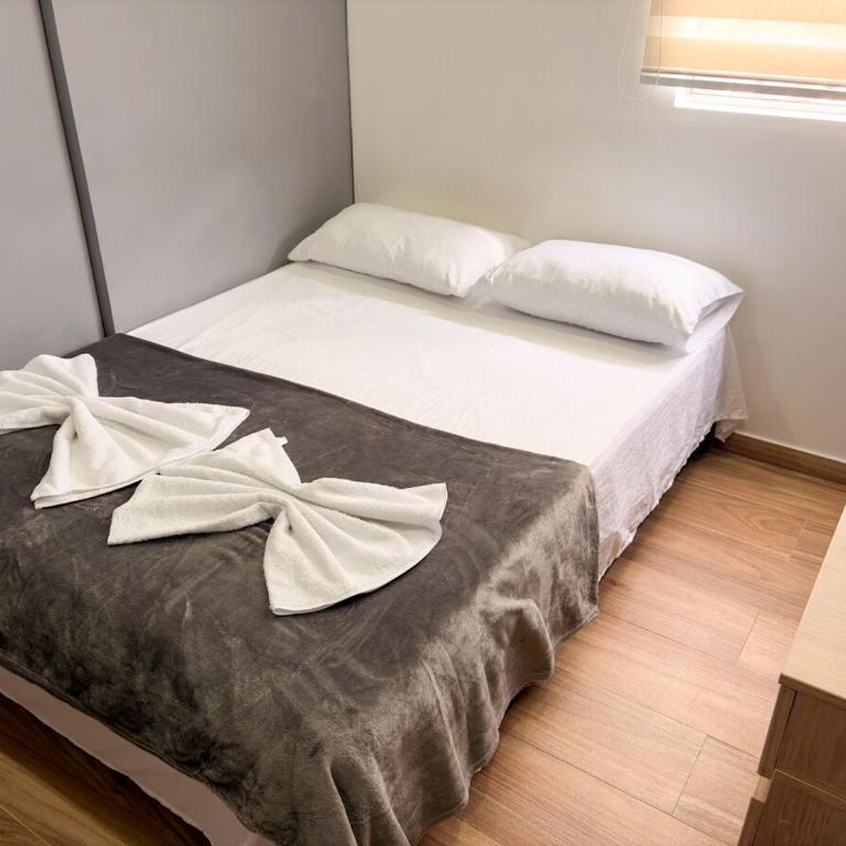3br apt AC with pool gym sauna, Bbq 10 min Poblado - Apartamento de 3 dormitorios - 3
