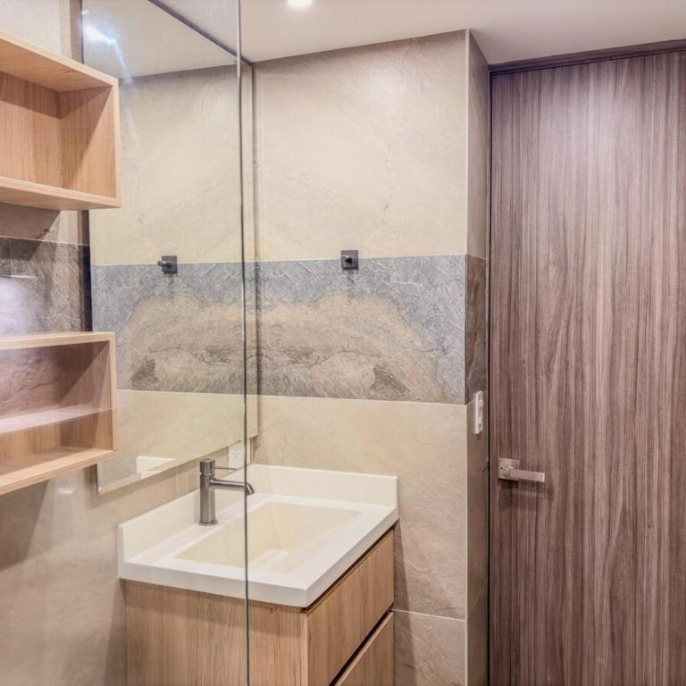 3br apt AC with pool gym sauna, Bbq 10 min Poblado - Apartamento de 3 dormitorios - 18
