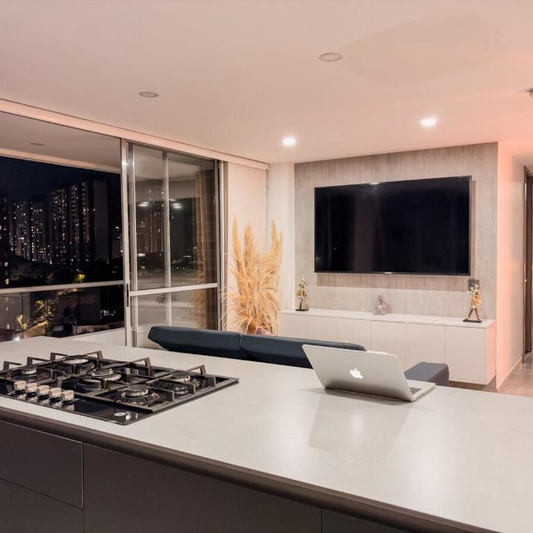 3br apt AC with pool gym sauna, Bbq 10 min Poblado - Apartamento de 3 dormitorios - 30