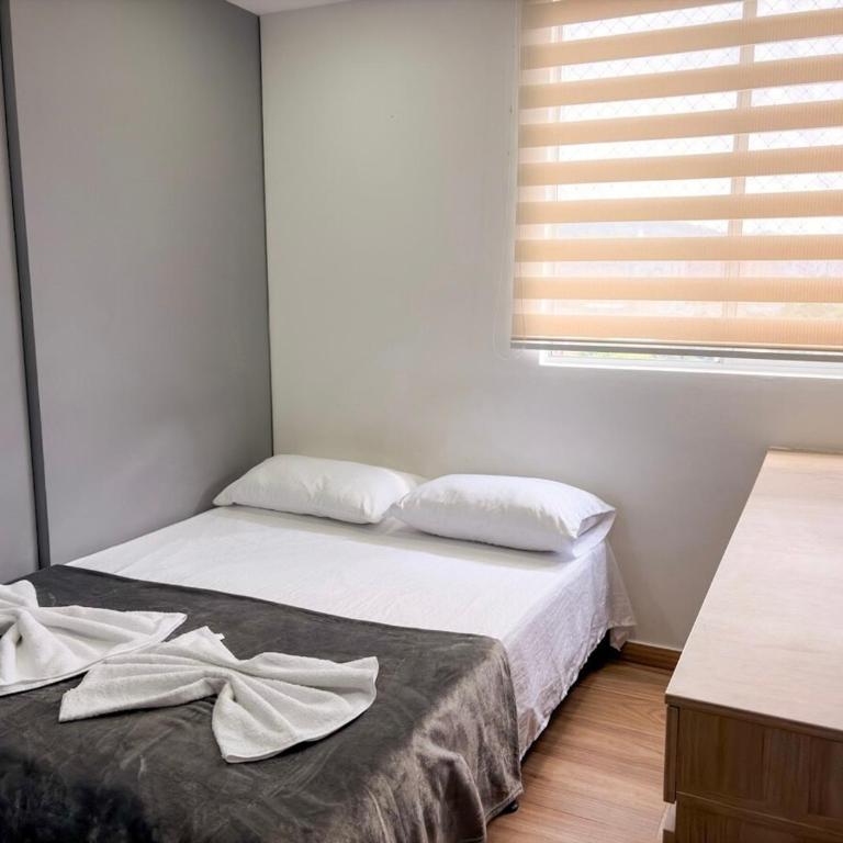 3br apt AC with pool gym sauna, Bbq 10 min Poblado - Apartamento de 3 dormitorios - 32