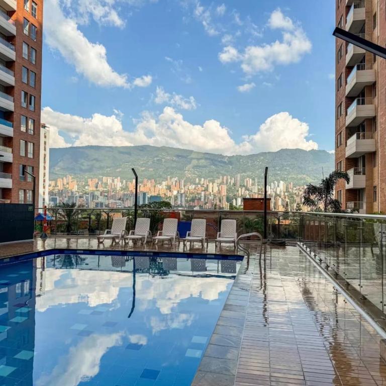 3br apt AC with pool gym sauna, Bbq 10 min Poblado - Apartamento de 3 dormitorios - 62