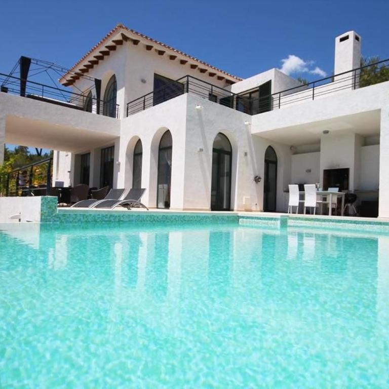 Suerte hills - Casa de 4 dormitorios - 1