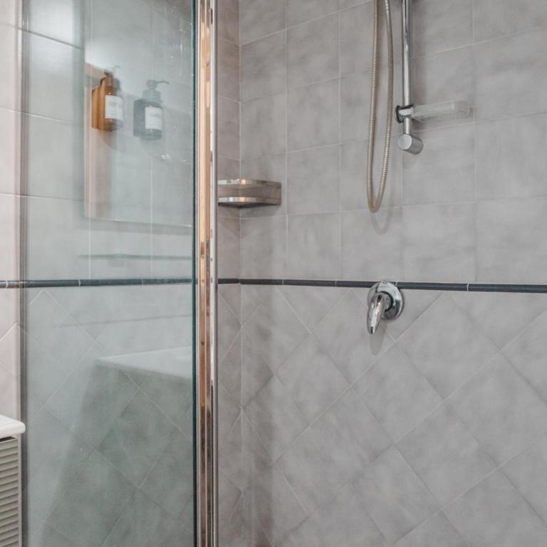Massimo Sweet Home - Appartamento con 2 Camere da Letto - 8