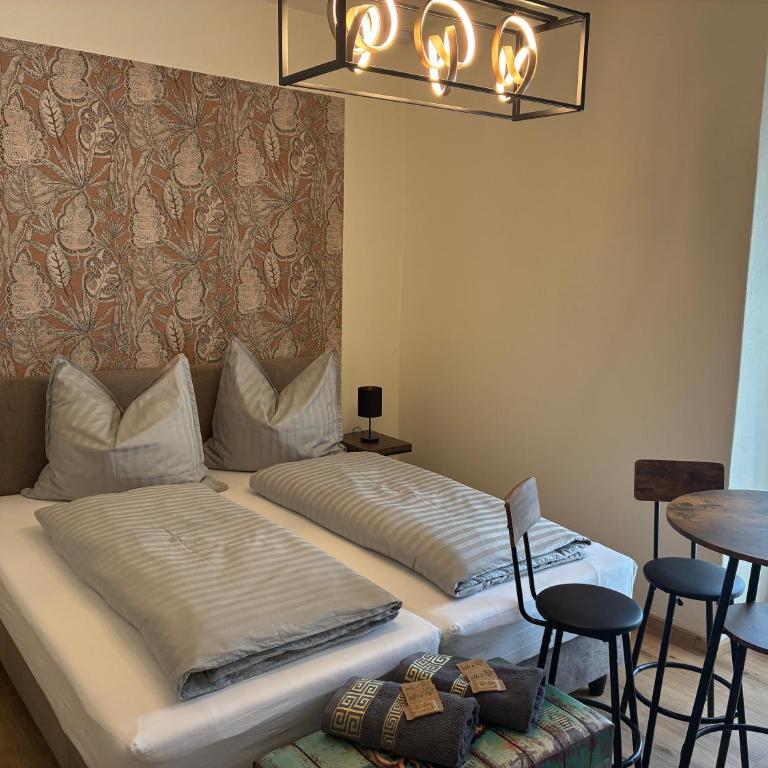 Pension Grum - Doppelzimmer mit Balkon - 6