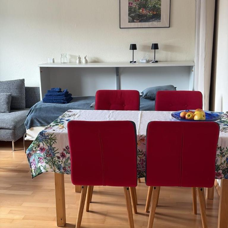 Ferienwohnung Wiesenblume - Apartment mit 1 Schlafzimmer und Terrasse - 56