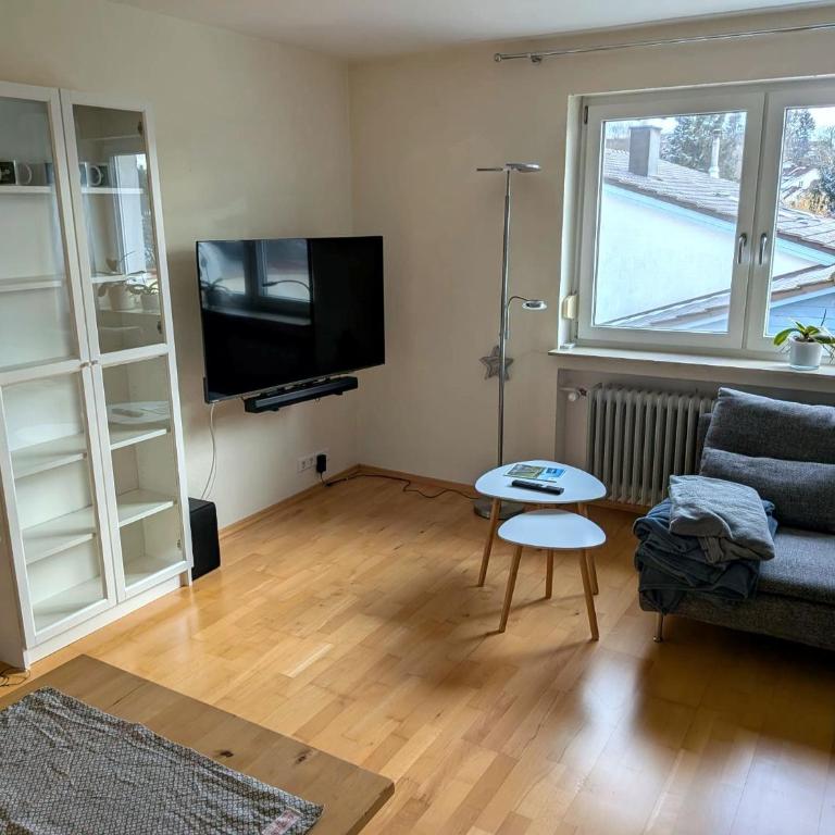 Ferienwohnung Wiesenblume - Apartment mit 1 Schlafzimmer und Terrasse - 53