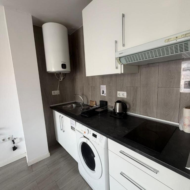 300 Metros to Pedregalejo Beach & Seaside Dining - Apartment mit 3 Schlafzimmern - 4