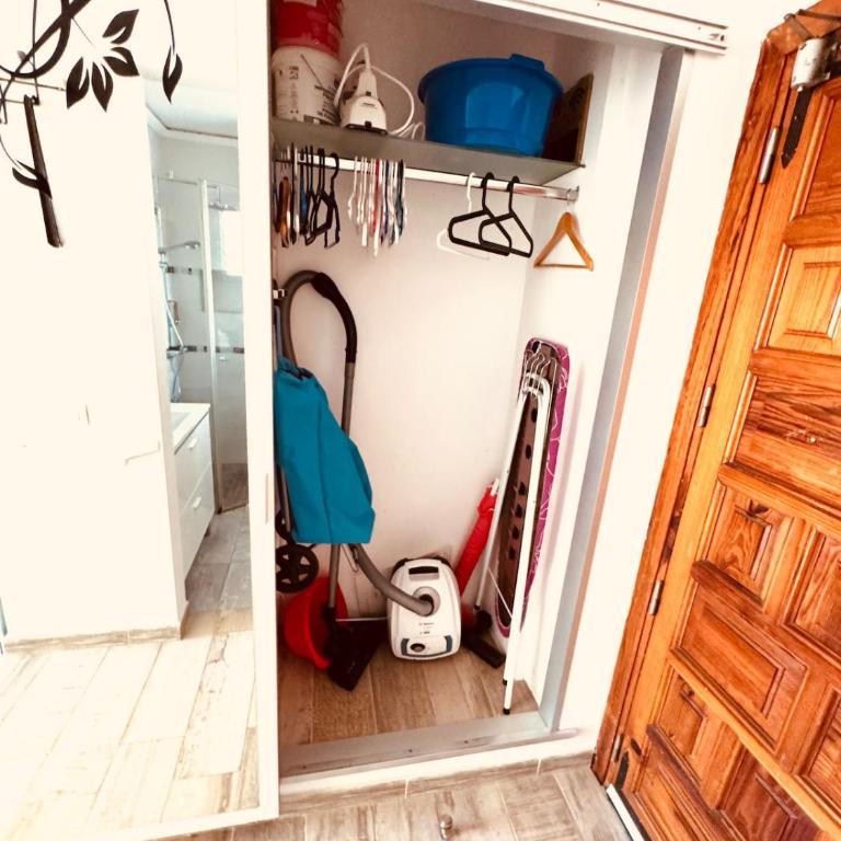 Central with Panorama View, Pool & Home Office - Apartamento de 1 dormitorio - 12
