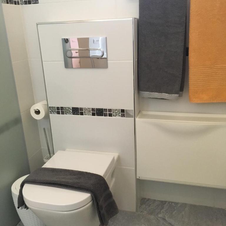 Central with Panorama View, Pool & Home Office - Apartamento de 1 dormitorio - 42