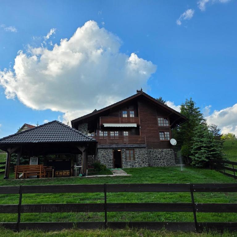 Pine Valley House - Haus mit 3 Schlafzimmern - 1