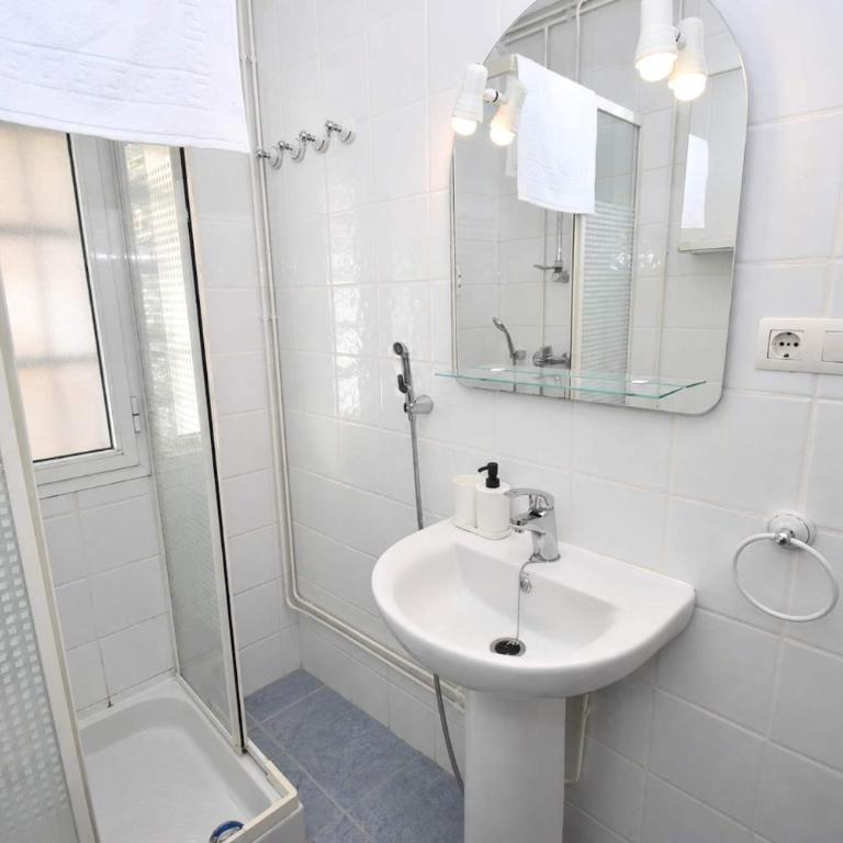 Two Villas with Private Pool by Beach - Apartamento - 28