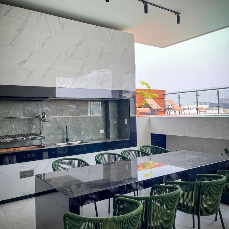 Suit nueva en Equipetrol con piscina y gym - Suite Apartment - 18