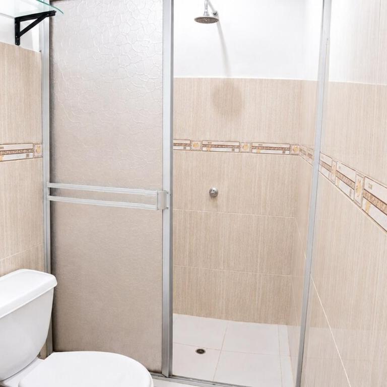 Depa Amoblado Primer Piso, 02 cuartos - Iquitos - Apartamento de 2 dormitorios - 8