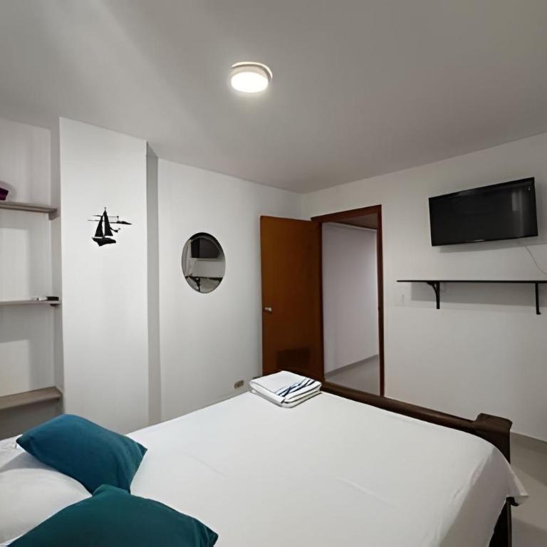 Soberana del Mar by Colproperty Management - Two-Bedroom Standard Apartment - 3