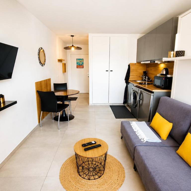 Ginkgo Studio - piscine, proche de la mer, Golf, WIFI - Monolocale con Vista Montagna - 4
