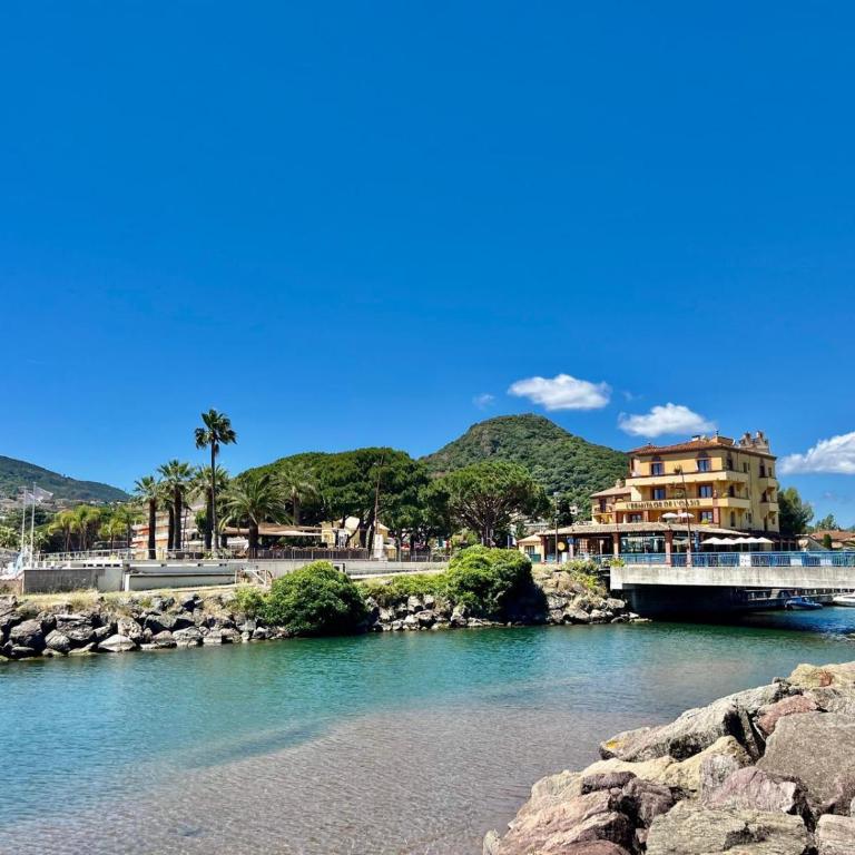 Résidence Exceptionnelle - Appartement Standing avec Plage privée, Piscine, Tennis, Parking - Appartement 1 Chambre - 17