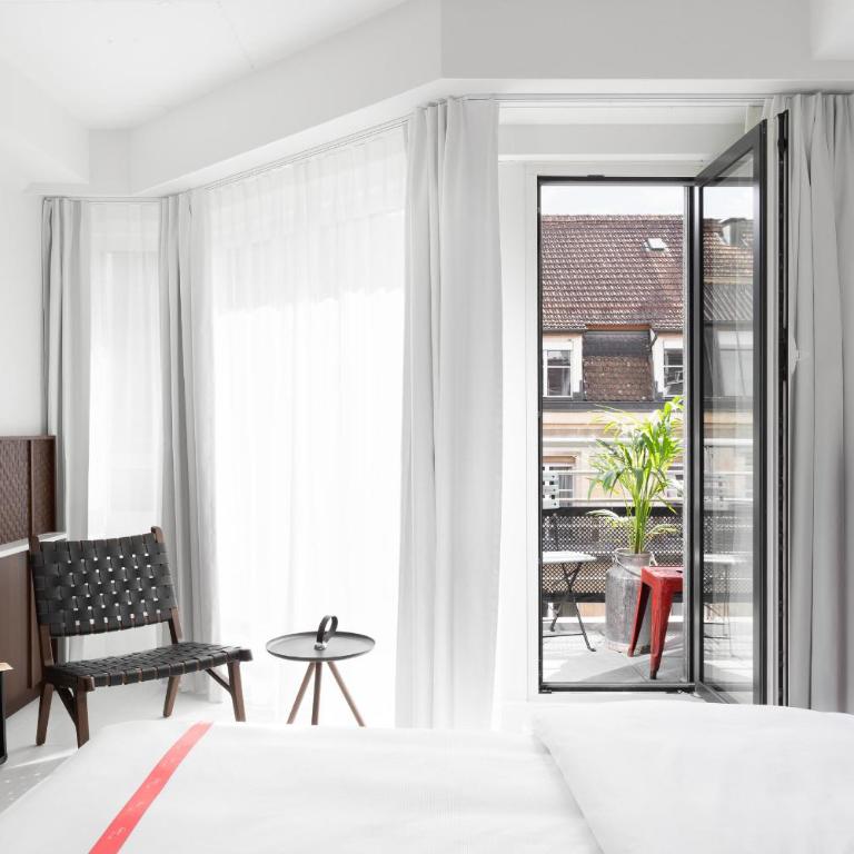 Ruby Claire Hotel Geneva by IHG - Chambre Wouaou avec Balcon - 2