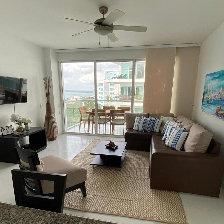 Beach apartment - Three-Bedroom Apartment - 1
