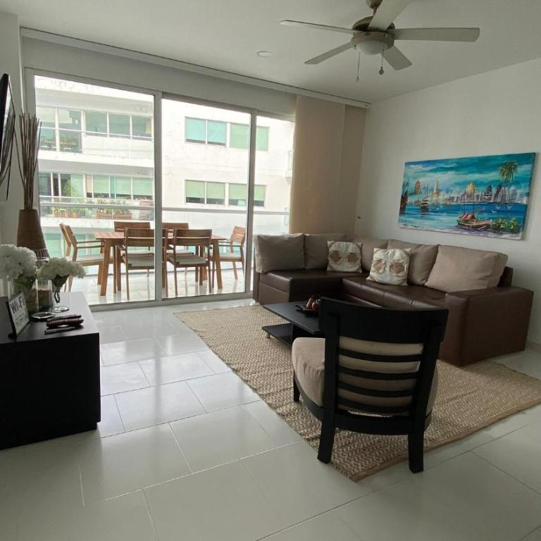 Beach apartment - Three-Bedroom Apartment - 11