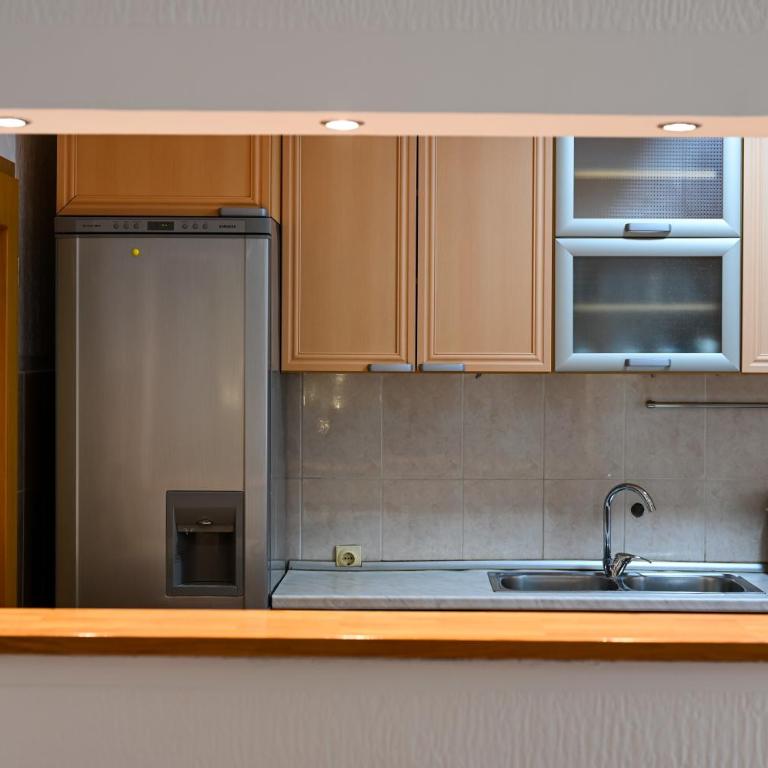 Apartment City Center - Three-Bedroom Apartment - 7