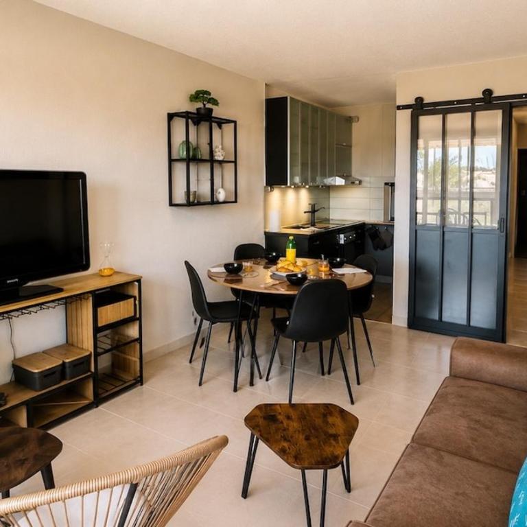 Le Cocon du Port, pool, parking space - Apartamento de 1 dormitorio - 7