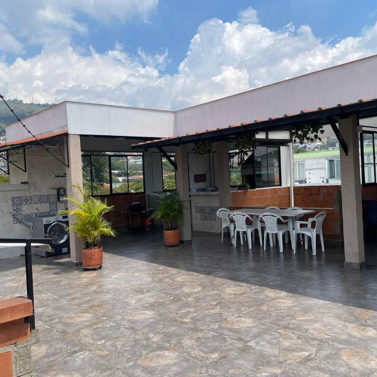 Cali360estadia - Apartamento de 3 dormitorios - 33