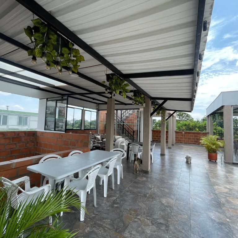 Cali360estadia - Apartamento de 3 dormitorios - 32