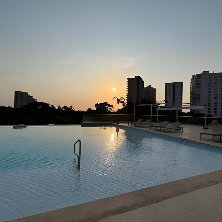 Ocean Club by Colproperty Management - Three-Bedroom Apartment - 10