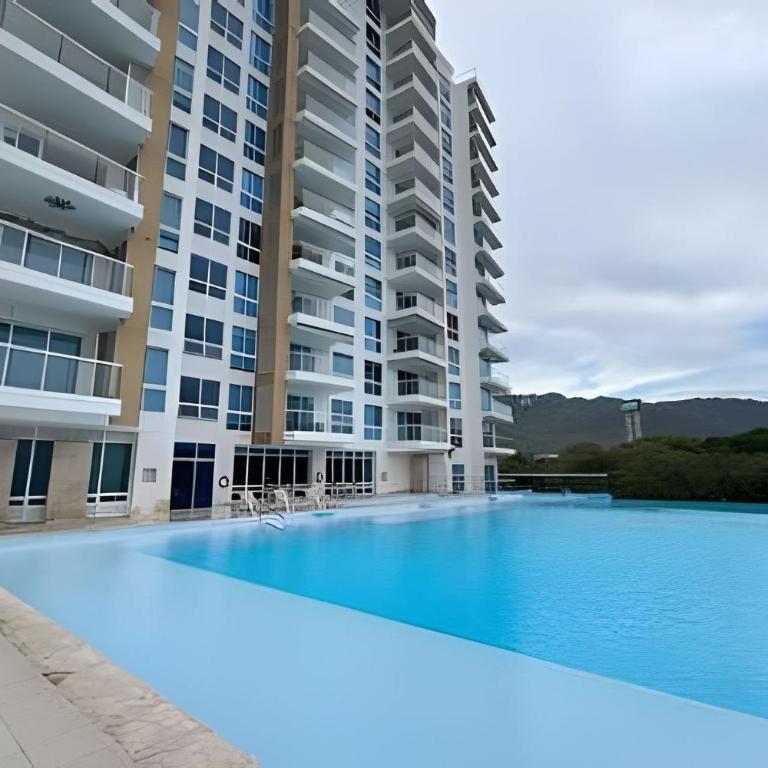 Ocean Club by Colproperty Management - Three-Bedroom Apartment - 13