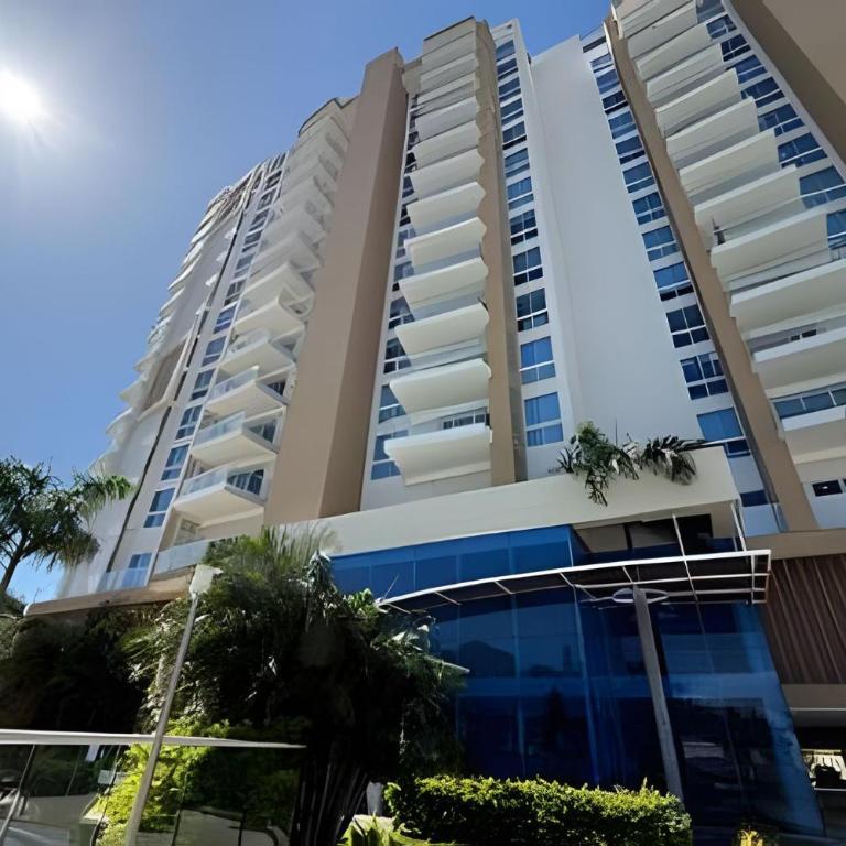 Ocean Club by Colproperty Management - Three-Bedroom Apartment - 23