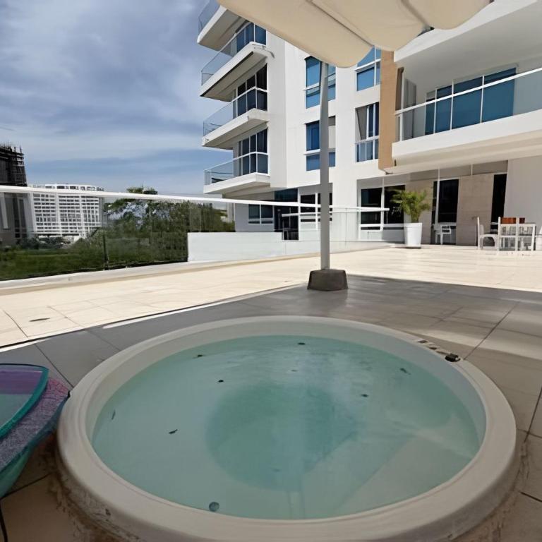 Ocean Club by Colproperty Management - Three-Bedroom Apartment - 30