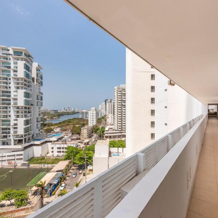 Luxury Ocean View Retreat Pool Jacuzzi & Beach - Apartment - 53