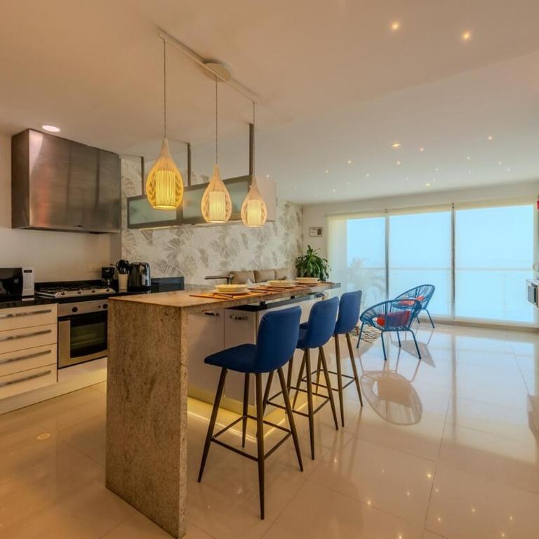 Luxury Ocean View Retreat Pool Jacuzzi & Beach - Apartment - 70