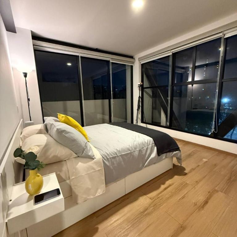 Stylish 2BR,sofá bed Reforma Prime Location - Three-Bedroom Apartment - 40