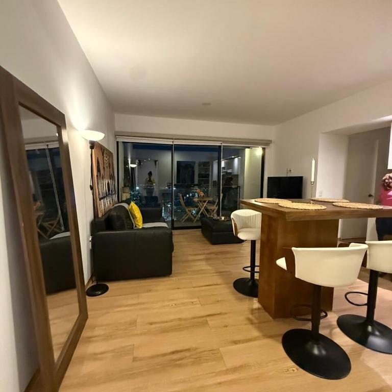 Stylish 2BR,sofá bed Reforma Prime Location - Three-Bedroom Apartment - 43