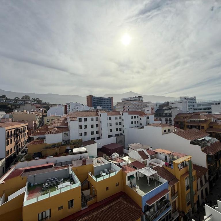 Plaza del Charco, Apartment with Pool, fast Wi-Fi and Views - Apartamento de 1 dormitorio - 13