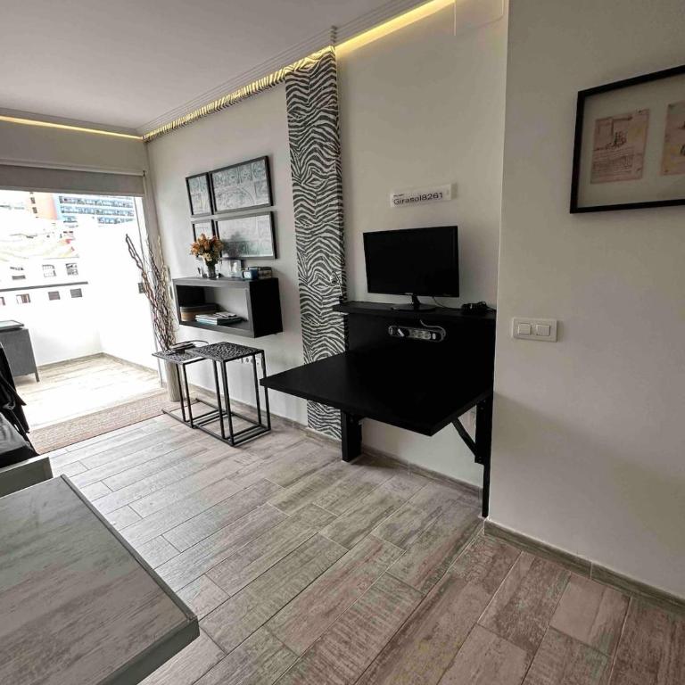 Plaza del Charco, Apartment with Pool, fast Wi-Fi and Views - Apartamento de 1 dormitorio - 62